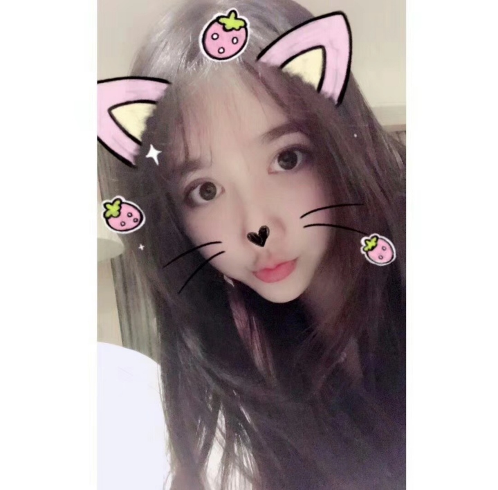 感觉挺不错的小姑娘